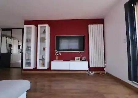 Superbe Toit Terasse Vue * סאן-לורן-דו-ואר